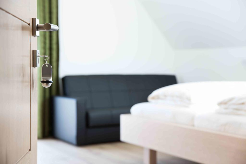 Weingut-Gästezimmer UHL Ratsch an der Weinstraße Exterior foto